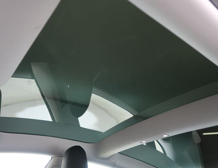 Tesla Model 3 Sedan / Limuzína 0,0 0