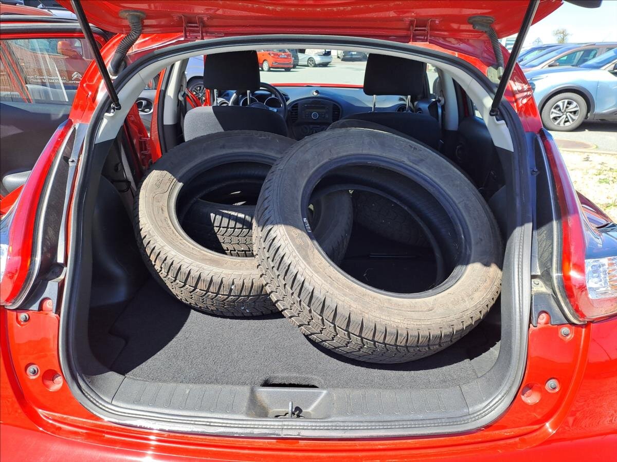 Nissan Juke SUV / Terénní 1,6 l 69 kw