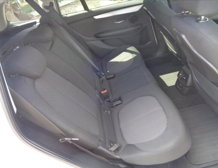 BMW Řada 2 Kombi 1,5 l 100 kw