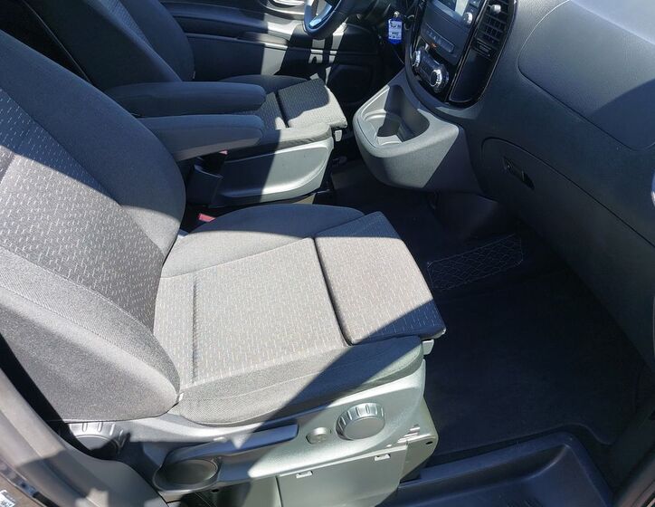 Mercedes-Benz Vito 10