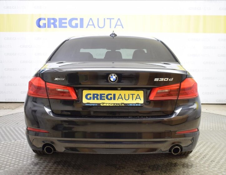 BMW Řada 5 Sedan / Limuzína 3,0 l 195 kw