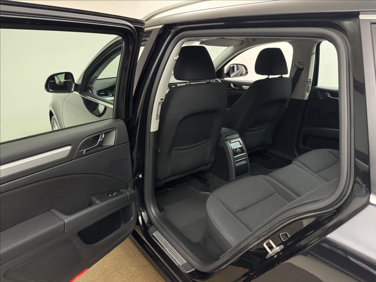 Škoda Superb Kombi 2,0 l 103 kw