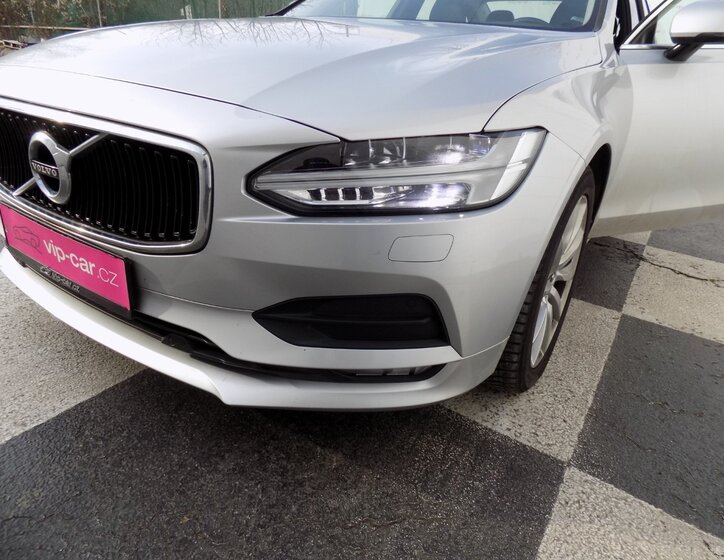 Volvo S90 38