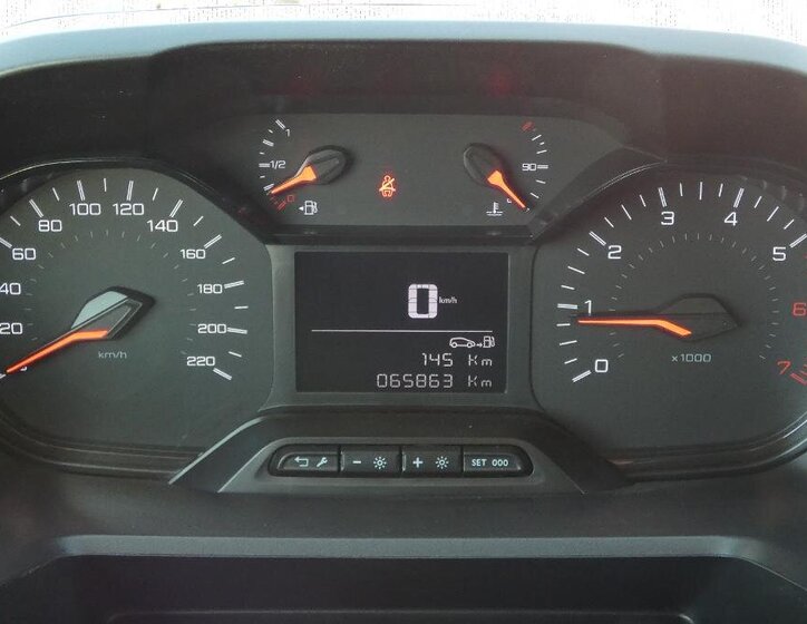 Peugeot Partner Užitková 1,5 l 75 kw