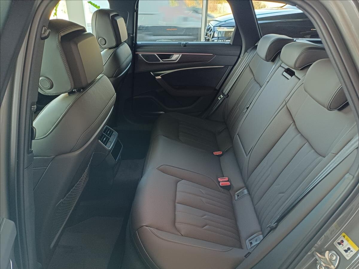 Audi A6 Allroad Kombi 3,0 l 210 kw