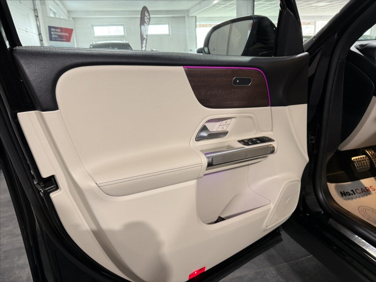 Mercedes-Benz GLB SUV / Terénní 2,0 l 110 kw