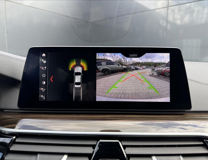 BMW Řada 5 Sedan / Limuzína 2,0 l 185 kw