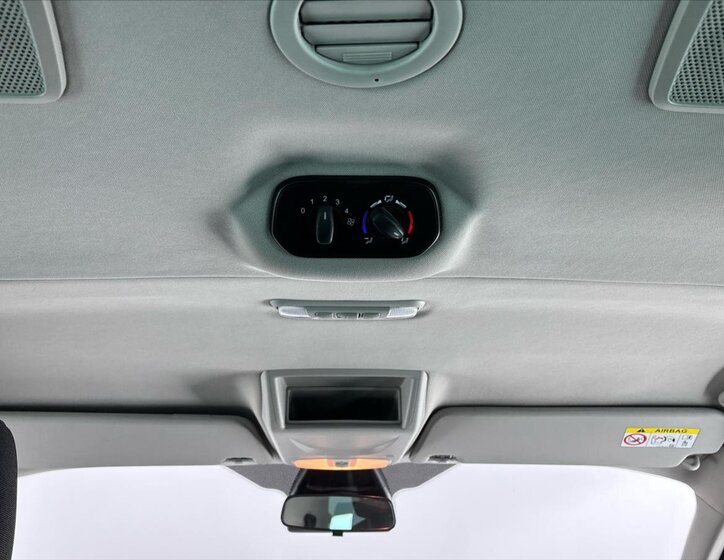 Ford Tourneo Custom Kombi 2,0 l 125 kw