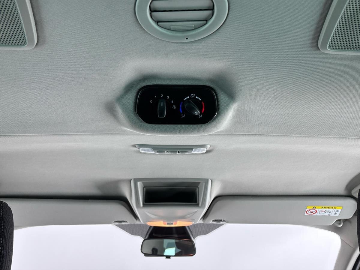 Ford Tourneo Custom Kombi 2,0 l 125 kw