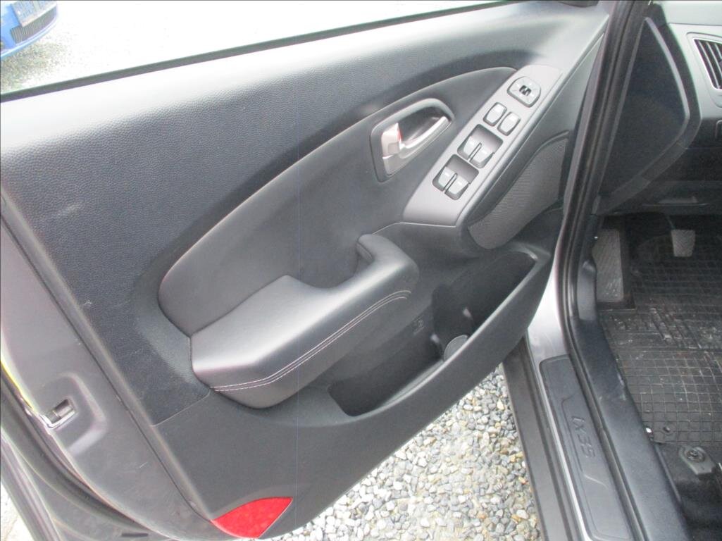 Hyundai ix35 SUV 2,0 l 100 kw