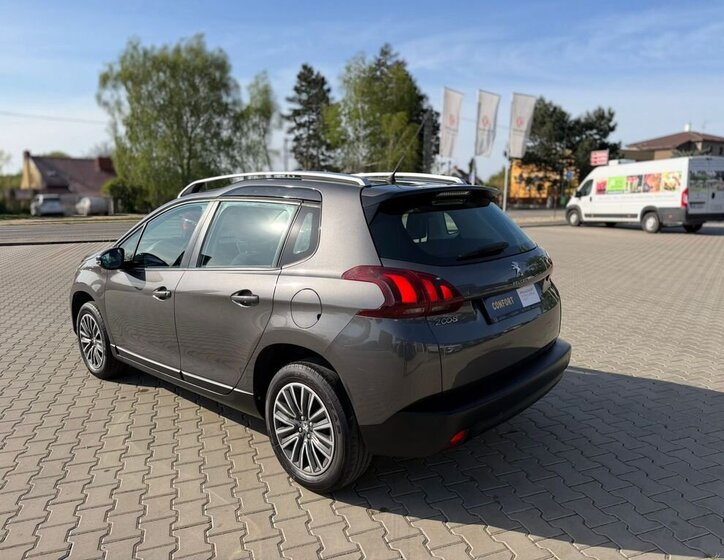 Peugeot 2008 SUV / Terénní 1,2 l 60 kw