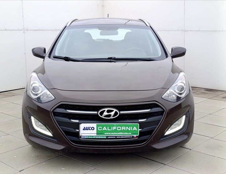 Hyundai i30 Kombi 1,6 l 99 kw