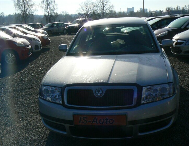 Škoda Superb Sedan 1,9 l 74 kw