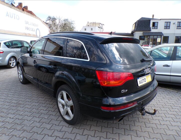 Audi Q7 Kombi 3,0 l 176 kw