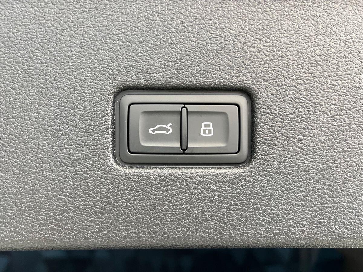 Audi Q8 SUV 3,0 l 210 kw