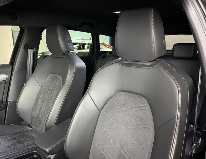 Seat Leon Kombi 1,4 l 150 kw