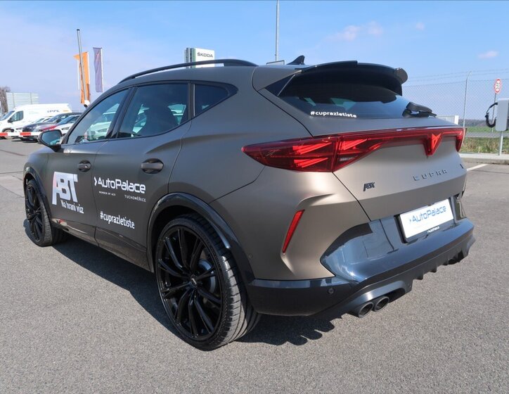Cupra Formentor SUV / Terénní 2,0 l 294 kw