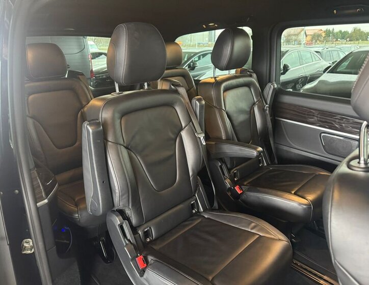 Mercedes-Benz Třídy V 14