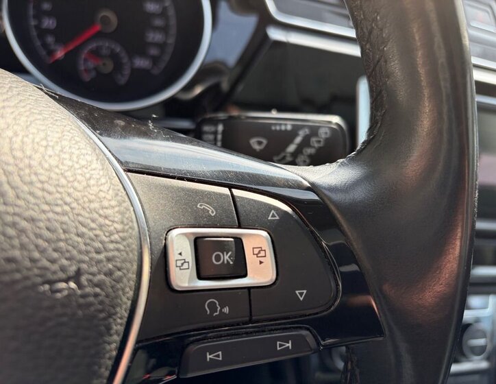 Volkswagen Touran MPV 2,0 l 110 kw