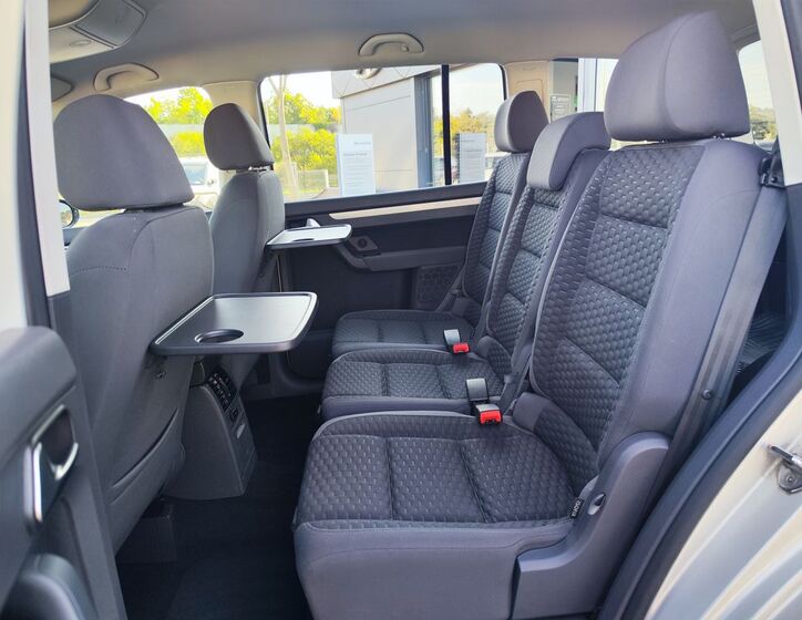 Volkswagen Touran 11