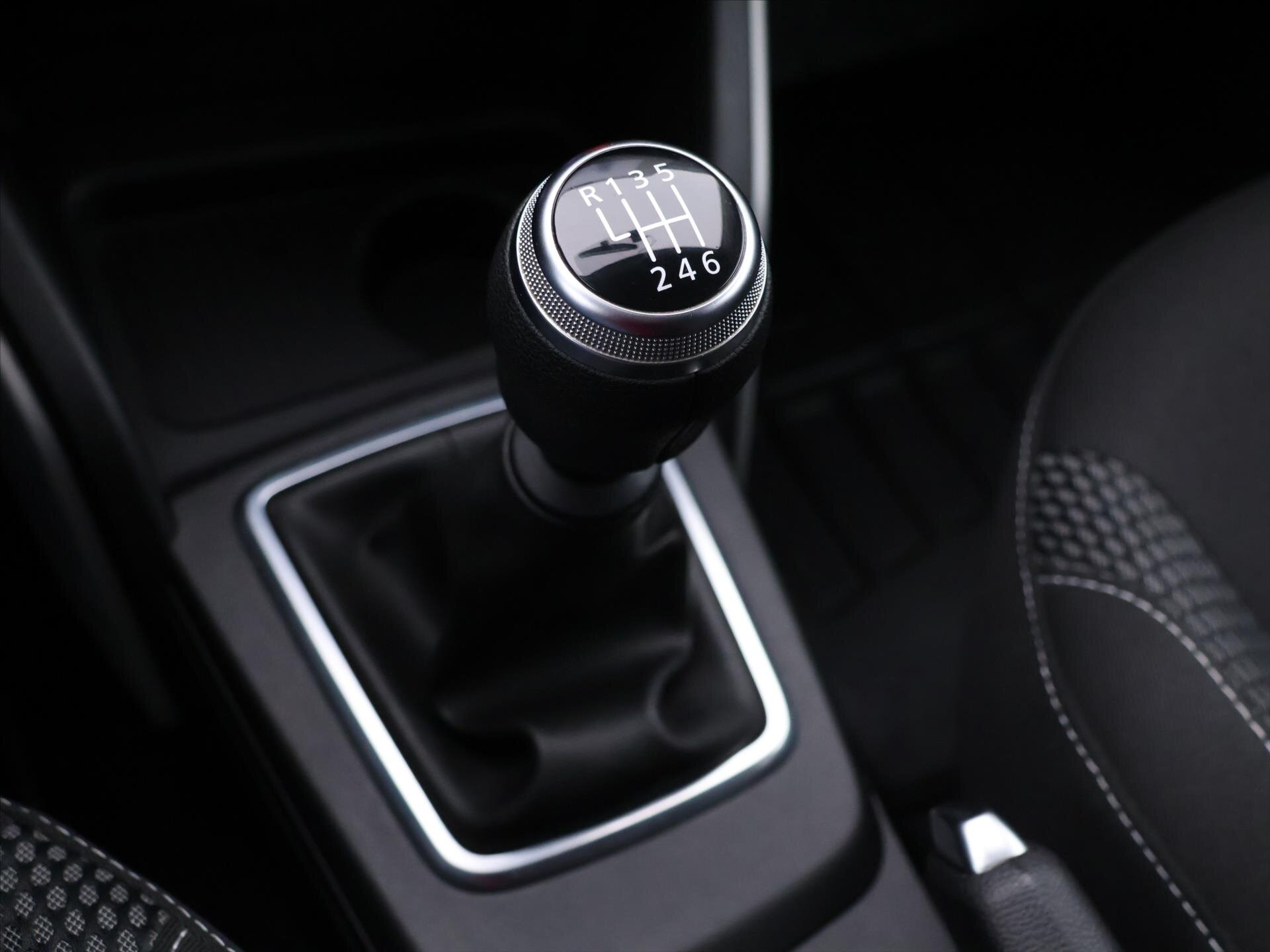 Dacia Duster SUV 999,0 67 kw