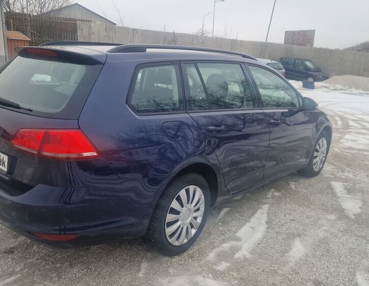 Volkswagen Golf Kombi 1,6 l 81 kw