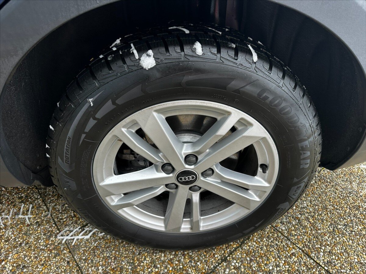 Audi Q3 Kombi 2,0 l 147 kw