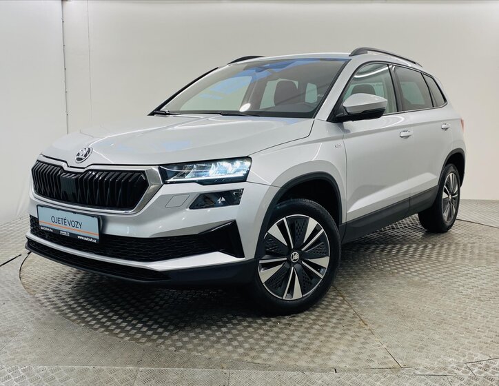 Škoda Karoq SUV / Terénní 1,5 l 110 kw