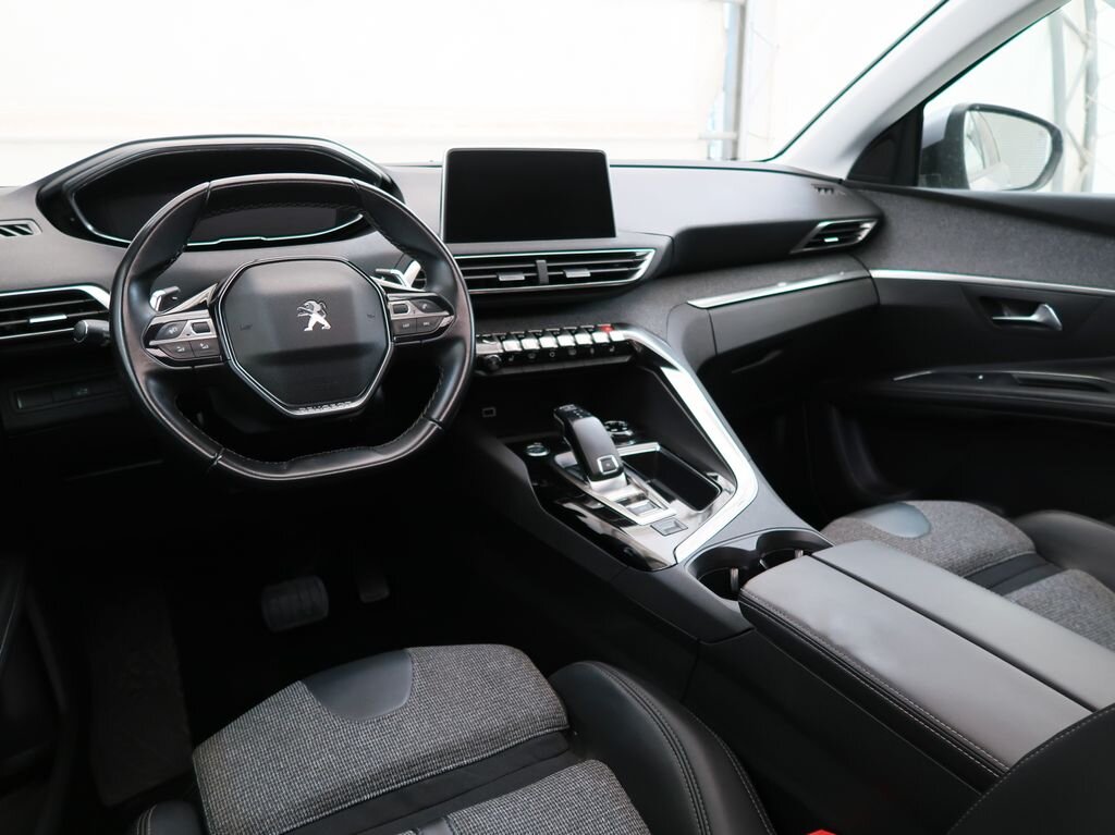 Peugeot 5008 SUV / Terénní 1,2 l 96 kw
