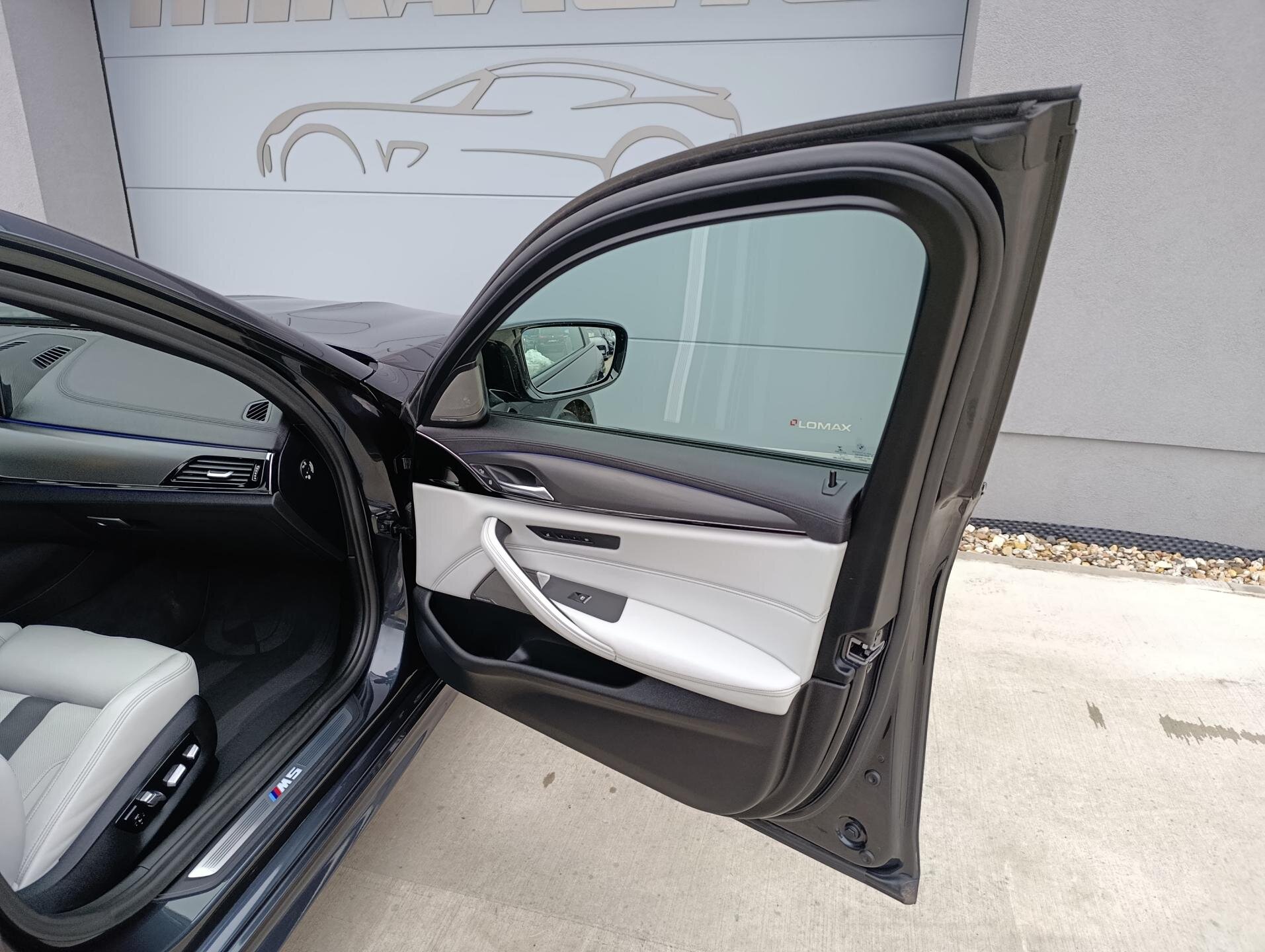 BMW M5 Sedan 4,4 l 460 kw