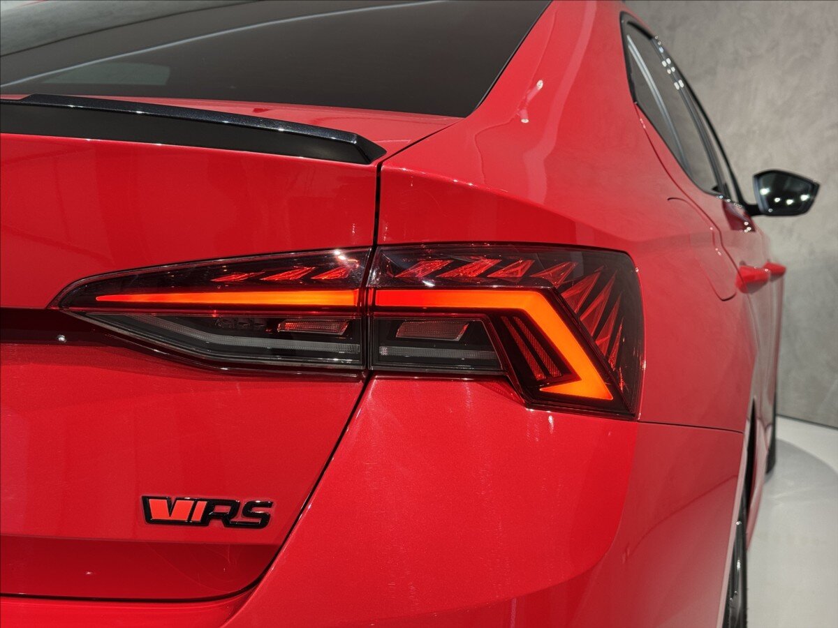 Škoda Octavia Sedan / Limuzína 2,0 l 180 kw