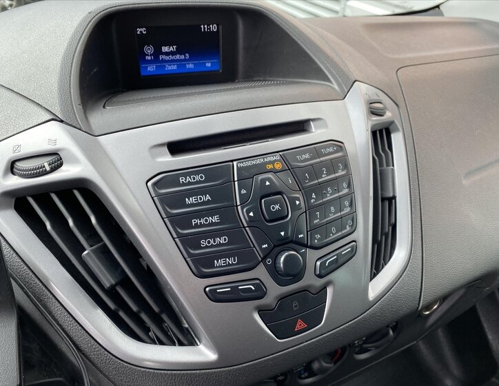 Ford Tourneo Custom MPV 2,0 l 96 kw