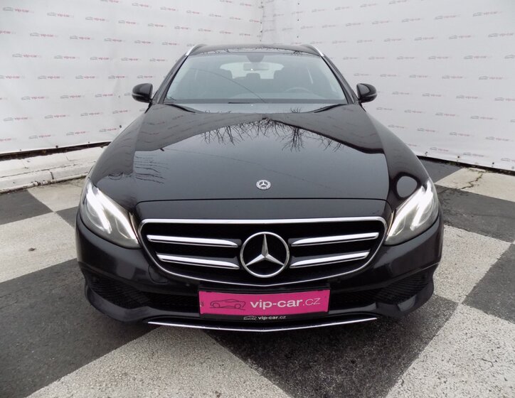 Mercedes-Benz Třídy E 4