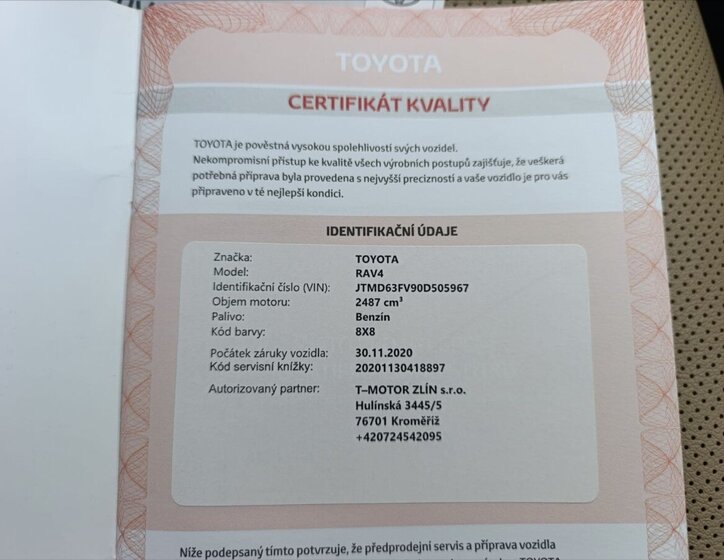 Toyota RAV4 SUV 2,5 l 131 kw