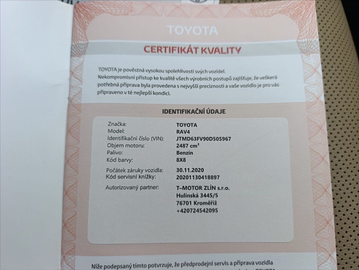 Toyota RAV4 SUV 2,5 l 131 kw