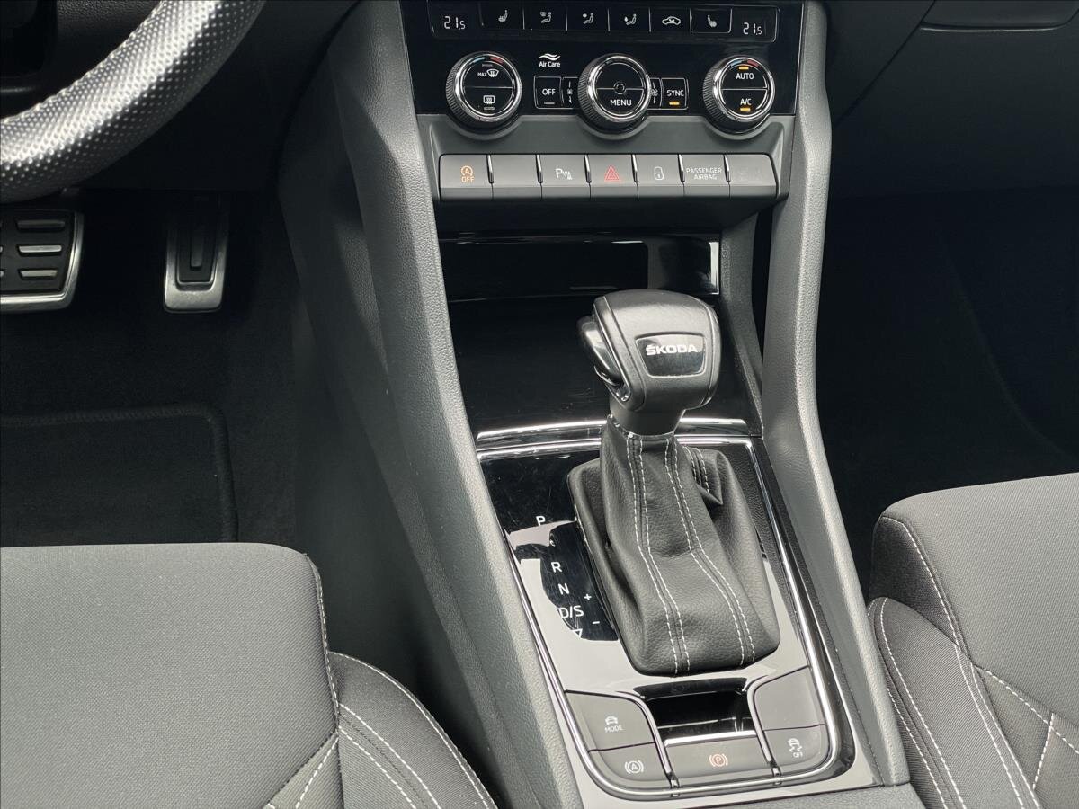 Škoda Karoq SUV / Terénní 1,5 l 110 kw