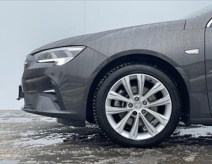 Opel Insignia Liftback 2,0 l 147 kw