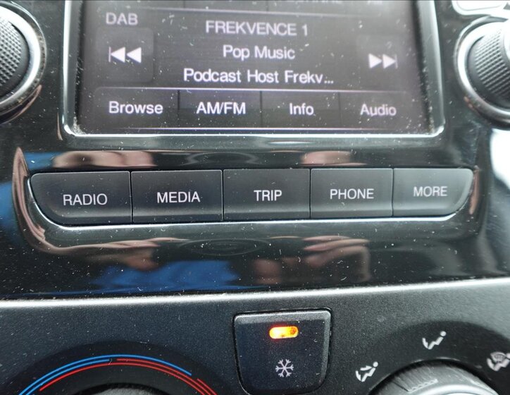 Peugeot Boxer Ostatní 2,2 l 121 kw