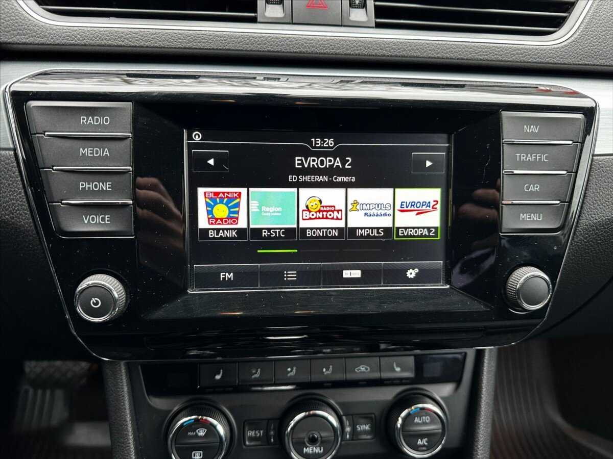 Škoda Superb Sedan / Limuzína 2,0 l 110 kw