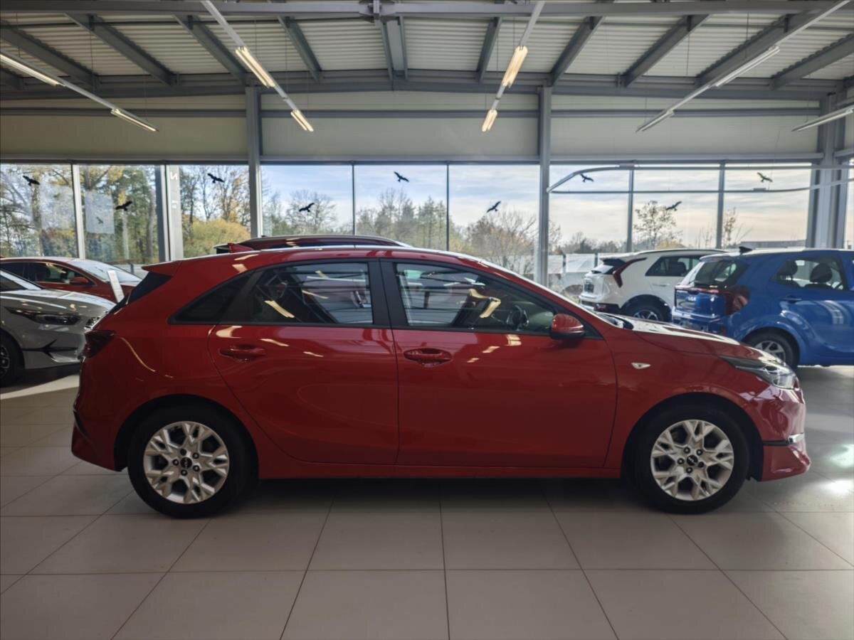 KIA Ceed Hatchback 1,5 l 117 kw