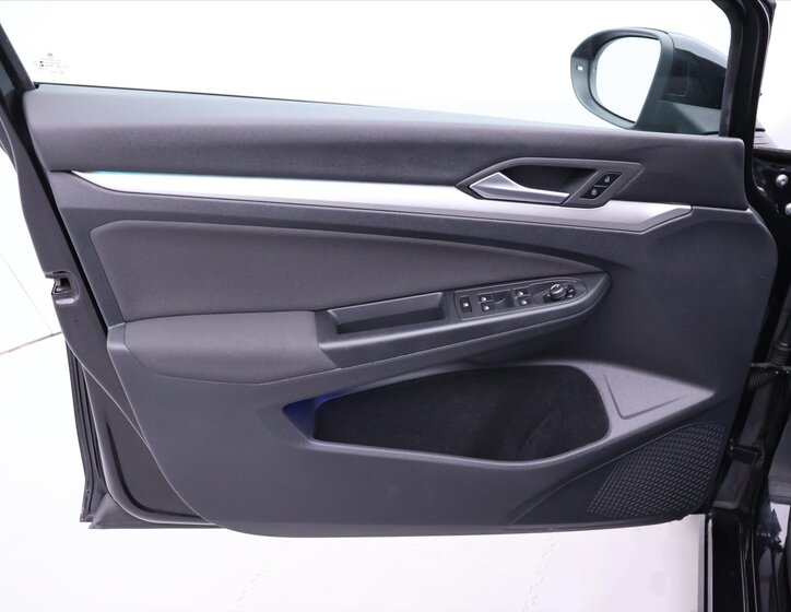 Volkswagen Golf Kombi 2,0 l 110 kw