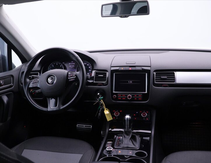Volkswagen Touareg SUV 3,0 l 150 kw