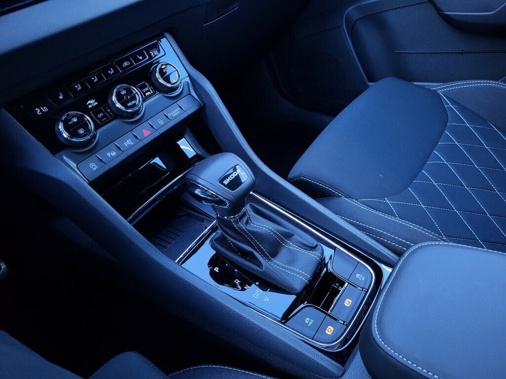 Škoda Karoq SUV / Terénní 1,5 l 110 kw