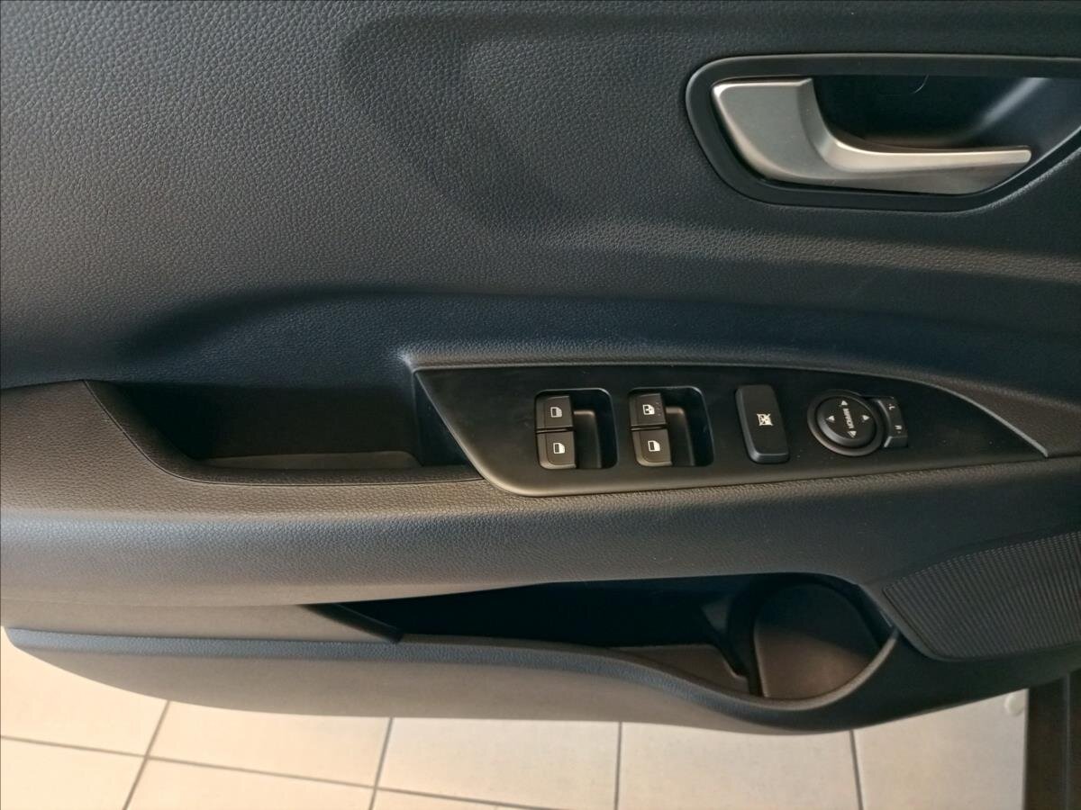 KIA Stonic SUV 998,0 74 kw