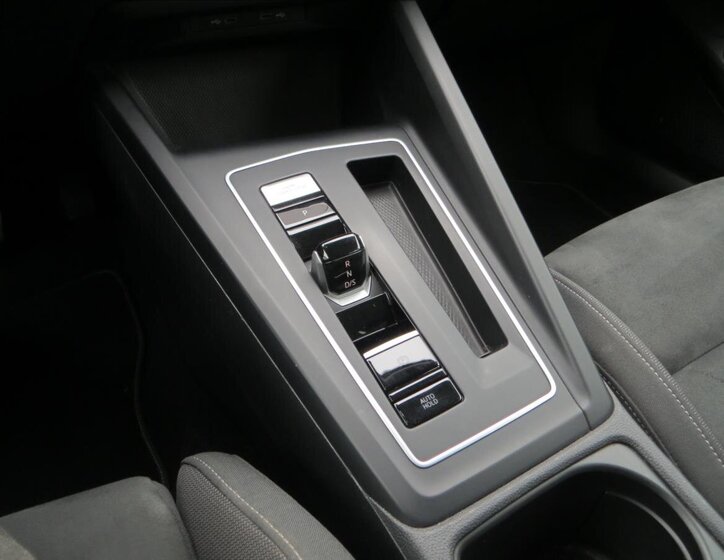 Volkswagen Golf Kombi 1,5 l 110 kw