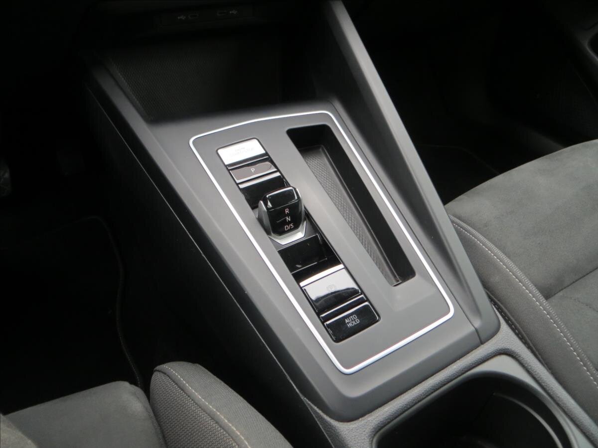 Volkswagen Golf Kombi 1,5 l 110 kw