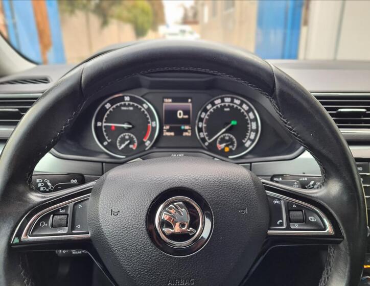 Škoda Superb Sedan 2,0 l 110 kw