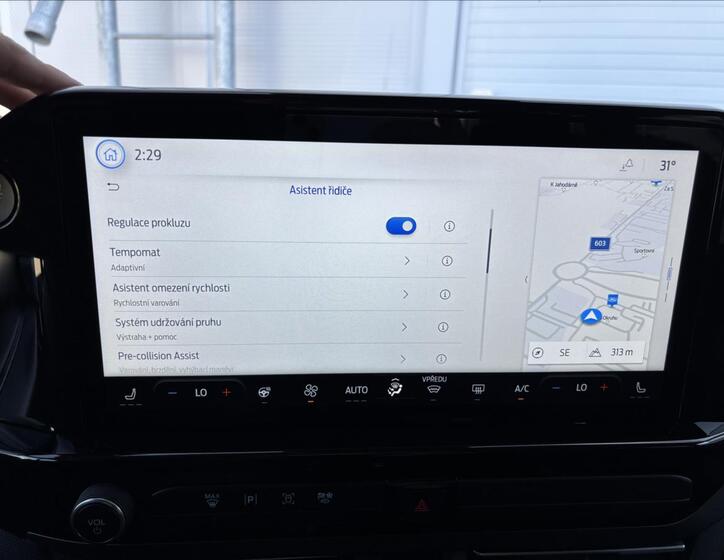 Ford Tourneo Custom 29