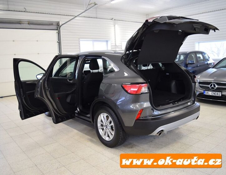 Ford Kuga SUV 2,5 l 112 kw