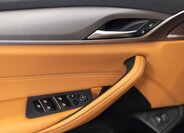 BMW Řada 5 Kombi 3,0 l 195 kw